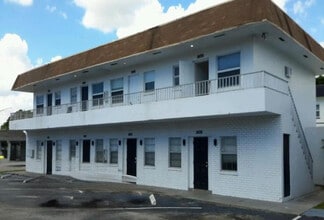 Building Photo - 3611 N Dixie Hwy