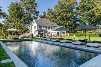 Building Photo - 49 Christian St