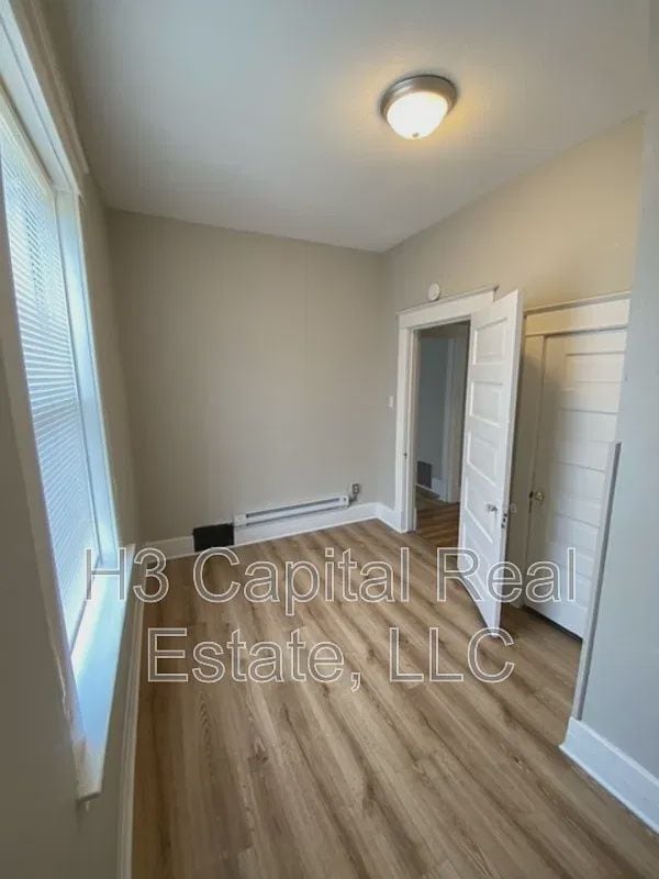 Foto del edificio - 2022 Cleveland Blvd