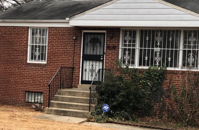 Building Photo - 5704 Cedar Bluff Pl