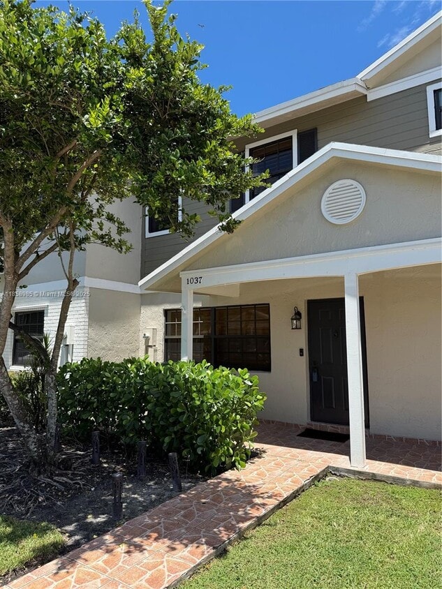 Primary Photo - 1037 NW 107th Ave