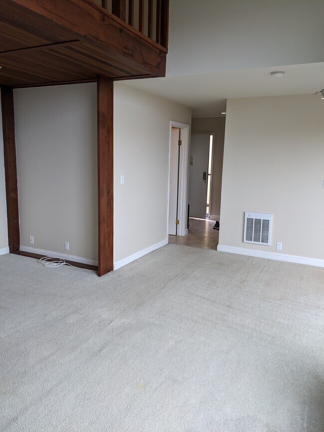 Building Photo - 1 Appian Way