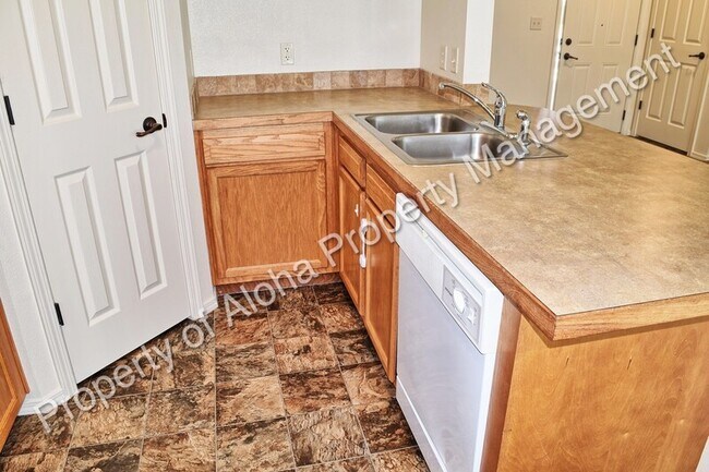 Foto del edificio - 1041 W Pine Ave