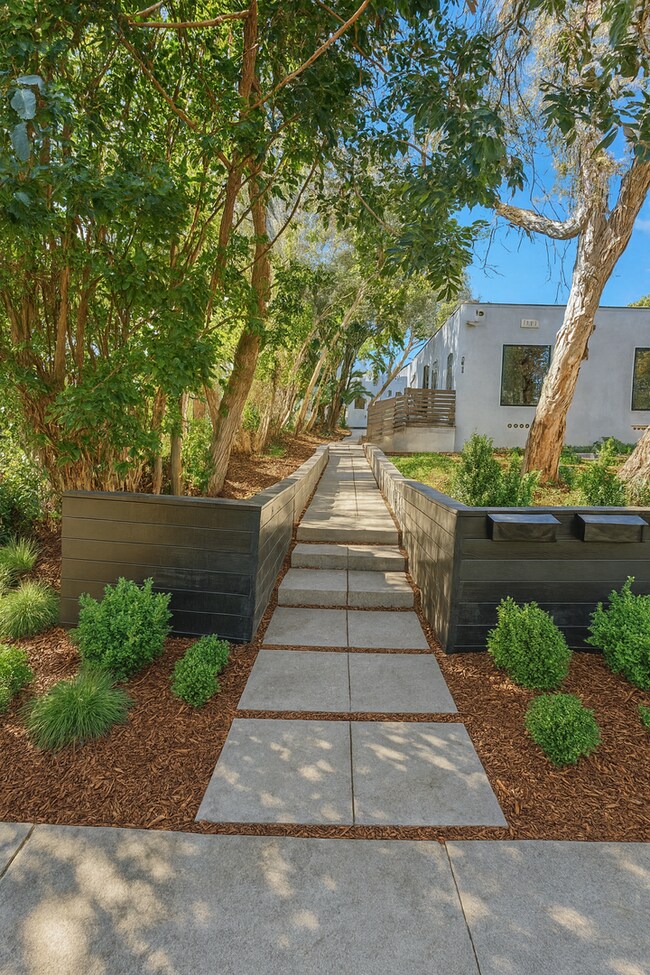 Foto del edificio - Charming 1 BR House for Rent in North Park