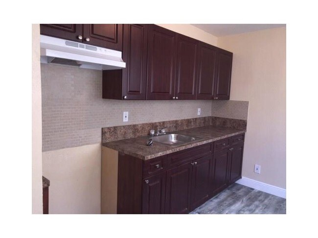 Foto del edificio - 609 NW 15th Ave