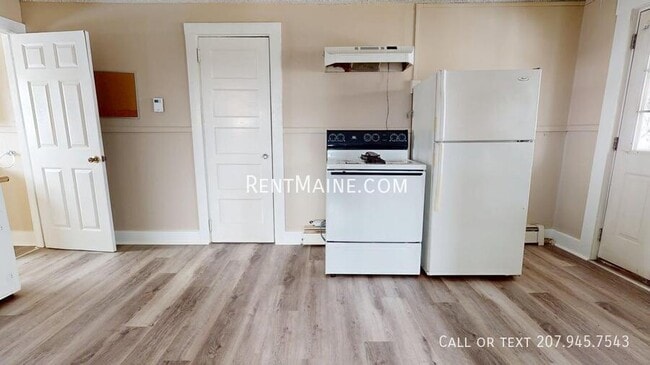 Foto del edificio - 172 College Ave