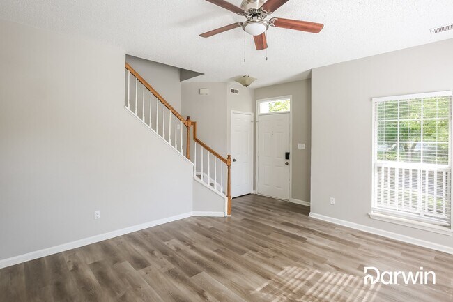 Foto del edificio - 8616 Flowers Court, Charlotte, NC 28215