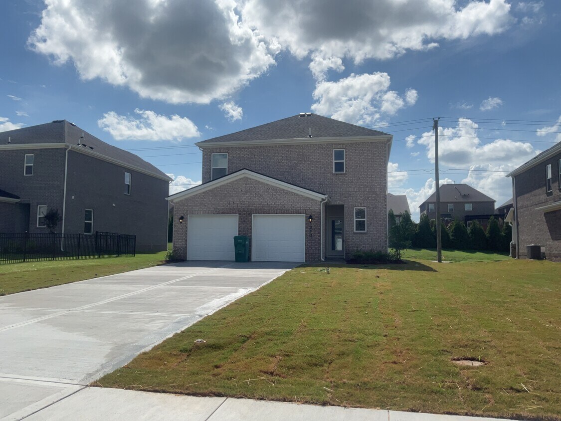 Primary Photo - 210 Argea Dr