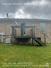 Building Photo - 303 Parker Pl