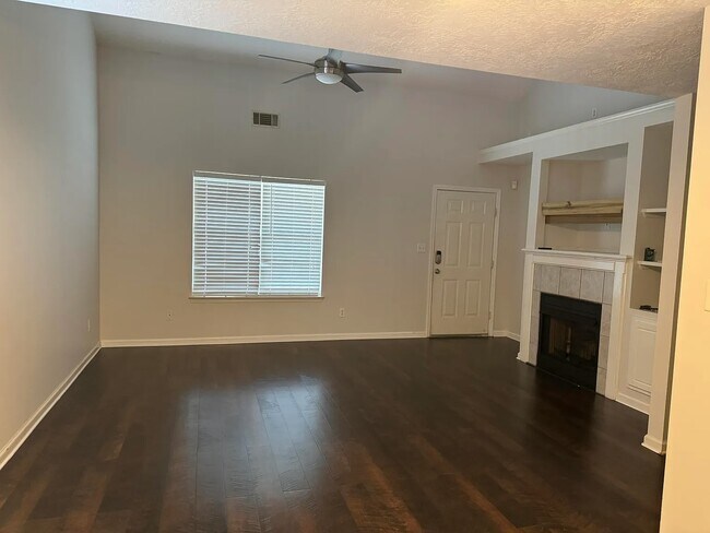 Foto del edificio - 1959 Shoreline Dr