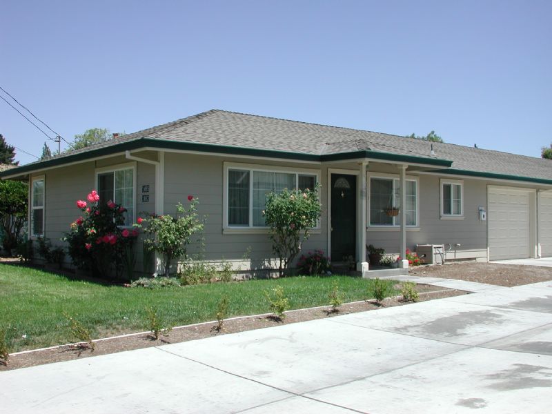 1465 Locust St, Livermore, CA 94551