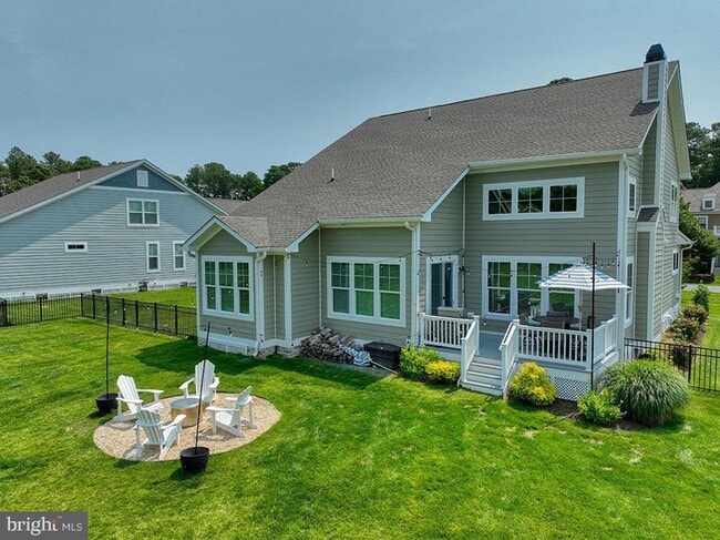 Building Photo - Large Luxurious House in Lewes with Fenced...