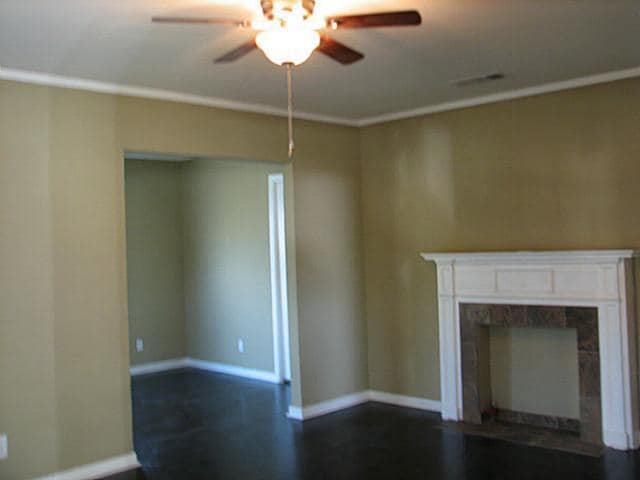 Building Photo - 7414 Robin Rd