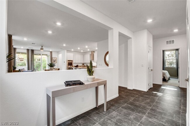 Building Photo - 7586 Lush Oasis Ave.