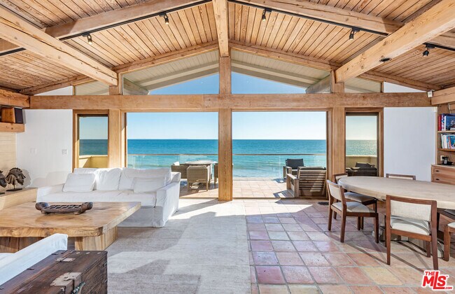 Foto del edificio - 22148 E Pacific Coast Hwy