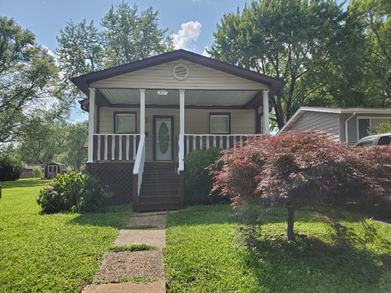 Primary Photo - 3345 Eminence Blvd