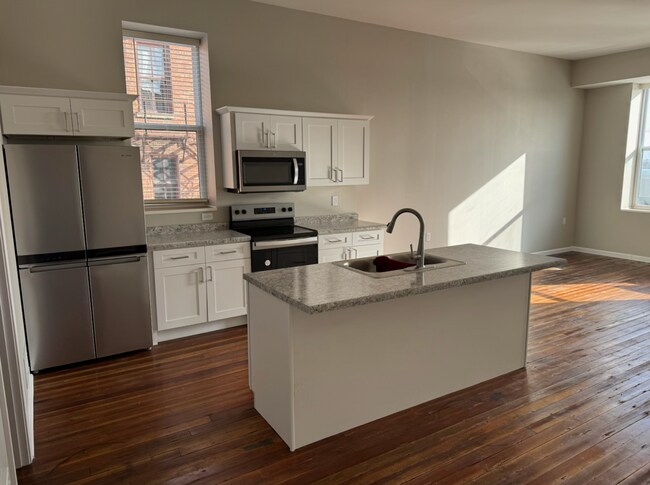 Foto del edificio - 712 12th St