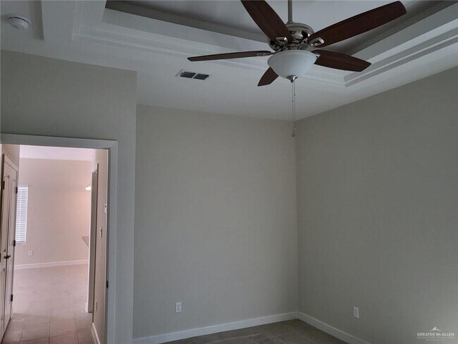 Building Photo - 18 French Ave