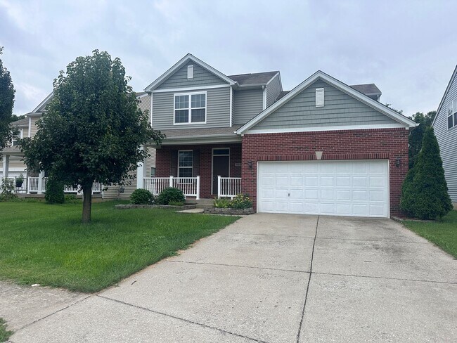 Building Photo - Bannon Crossings 3 bed, 2.5 half bath house with basement