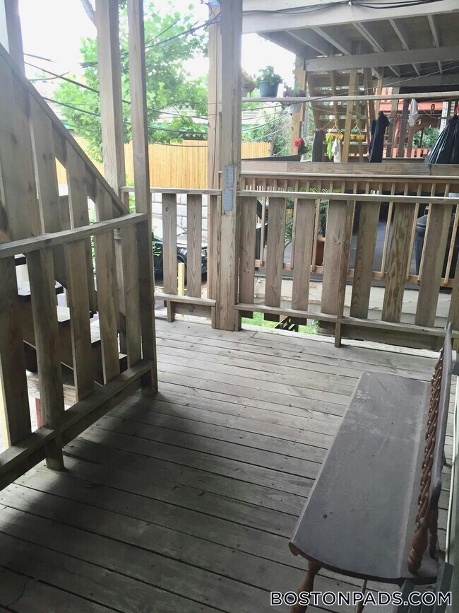 Foto del edificio - 21 Washburn St