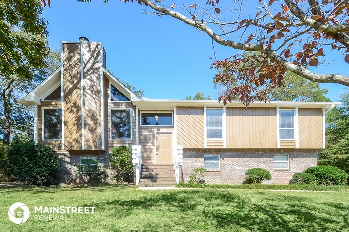 Primary Photo - 19 Eddings Ln