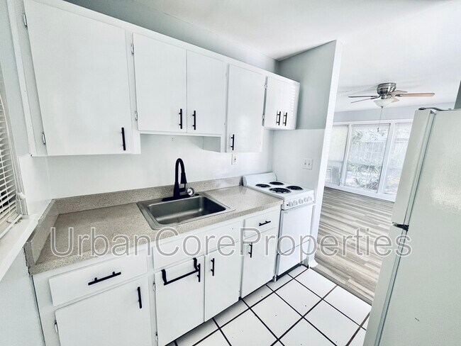 Foto del edificio - 311 24th Ave N