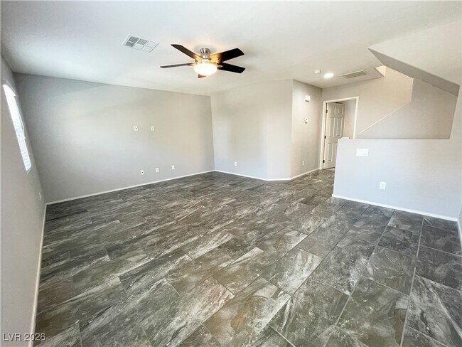 Building Photo - 10520 Shiny Skies Dr