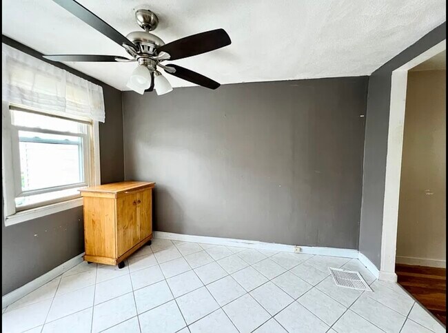 Foto del edificio - 230 Quincy Shore Dr