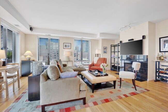 Foto del edificio - 343 W Old Town Ct