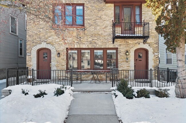 Foto del edificio - 2509-2511 N Cramer St