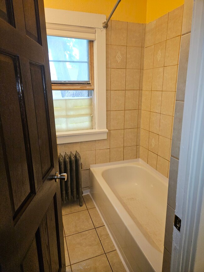 Building Photo - Guffey Properties