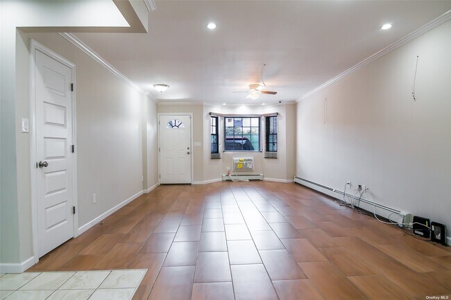 Building Photo - 24 E 29th St