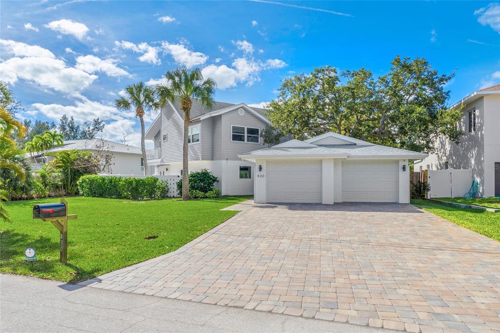 Primary Photo - 430 Island Cir
