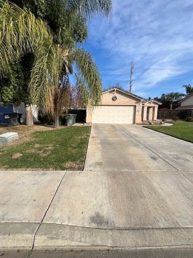 Foto del edificio - 1938 E Country Ave