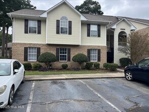 Building Photo - 2900 Mulberry Ln