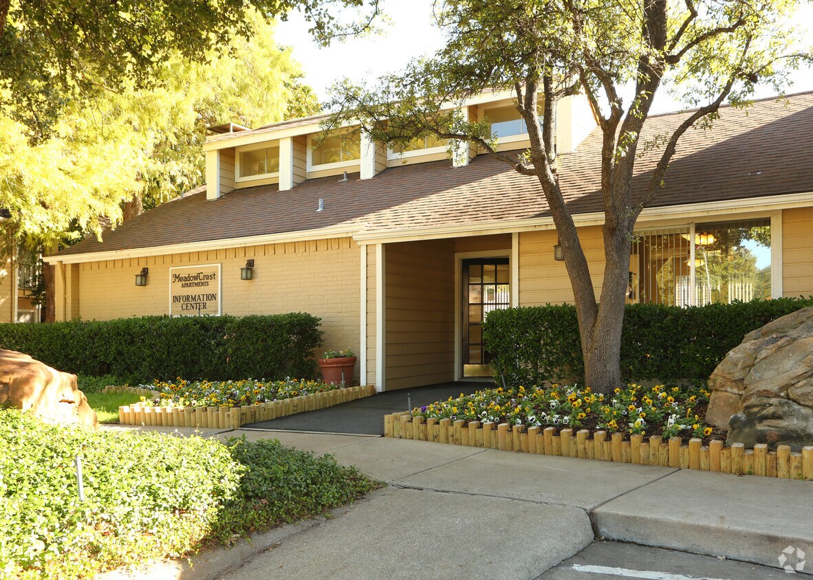 Meadowcrest Apartments Apartments Dallas, TX