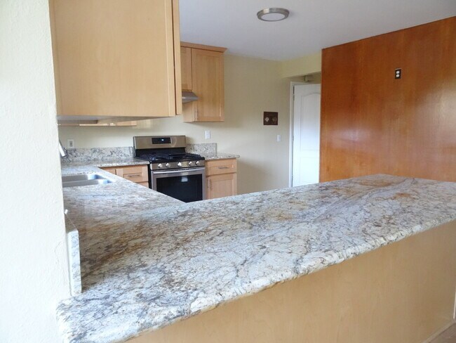Foto del edificio - 2852 Forest Hill Blvd