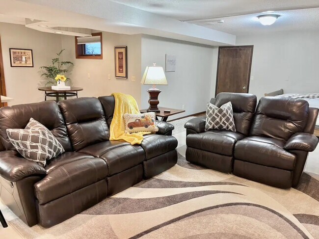 Foto del edificio - 3902 Wonderland Dr