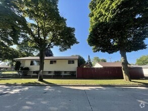 Building Photo - 5779 N 92nd St