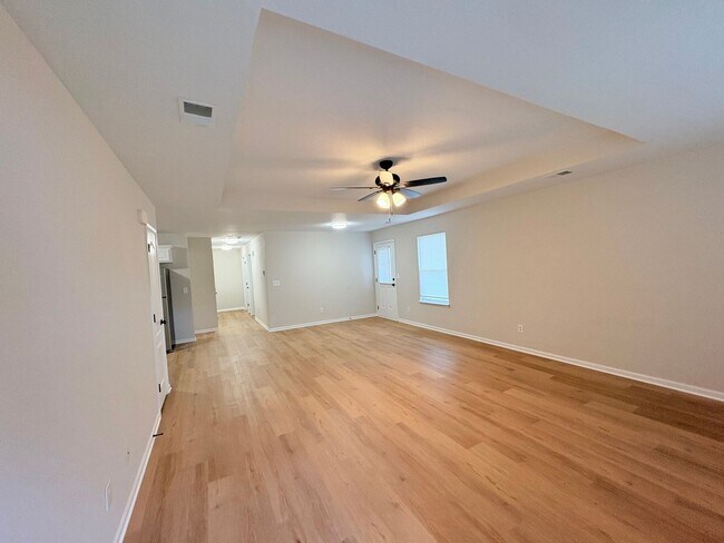 Foto del edificio - 3 Bedroom | 2 Bath | 1-Car Garage Ranch Du...