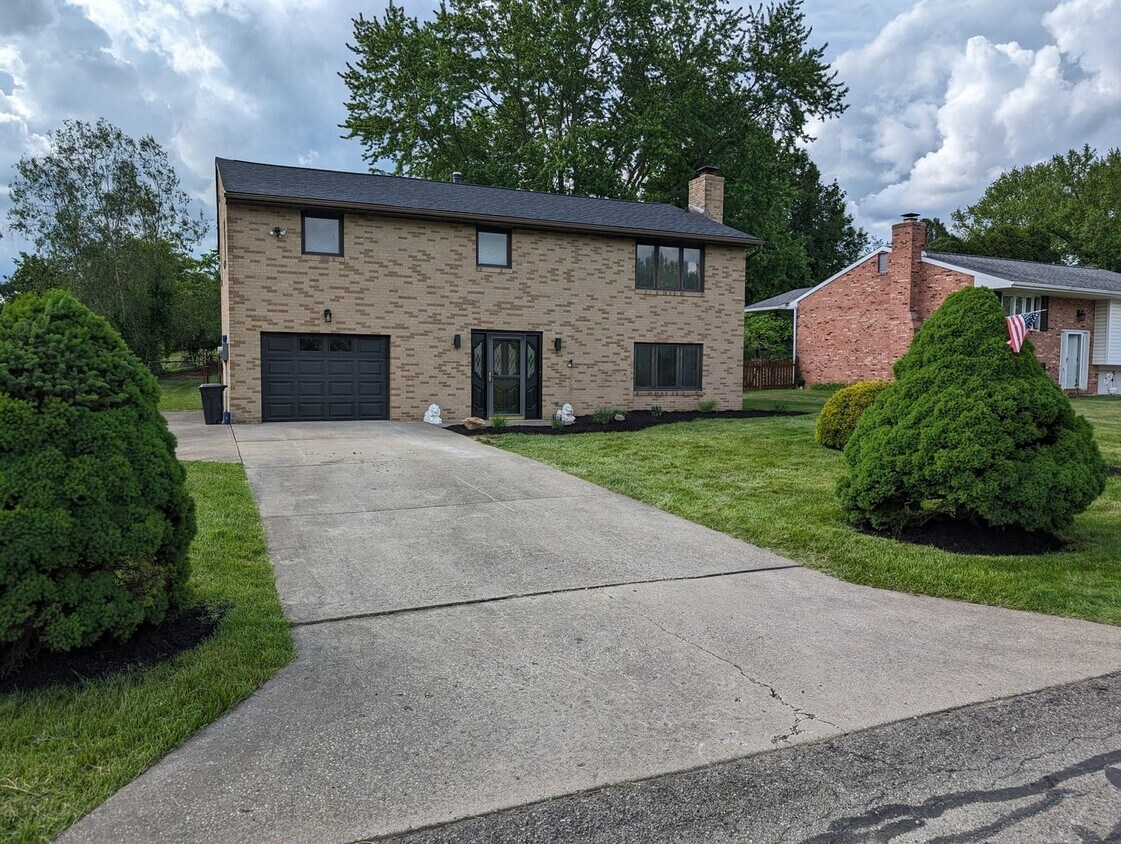 Primary Photo - **********Brand new and Updated***Must see...