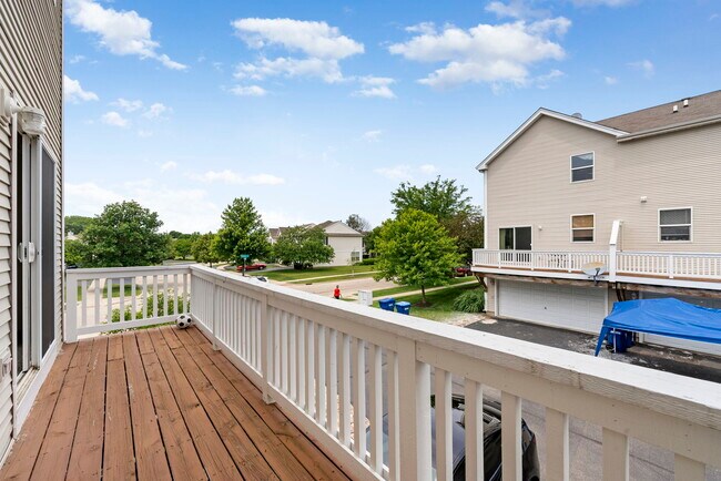Foto del edificio - 1464 Cambria Dr