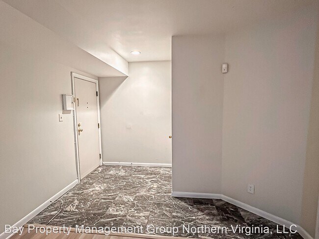 Building Photo - 3 br, 2 bath House - 2702 Dartmouth Rd #2