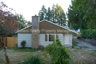 Building Photo - 2127 N 160th St