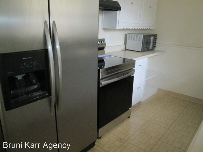 Foto del edificio - 3 br, 1.5 bath House - 12912 Skyview NE