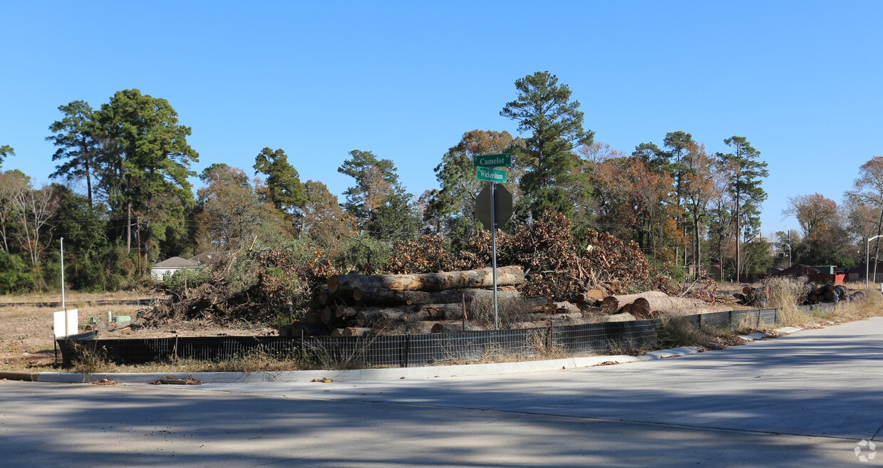 Building Photo - 105 Wickersham
