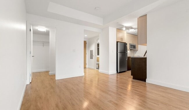 Photo - 99 Kneeland St Apartment