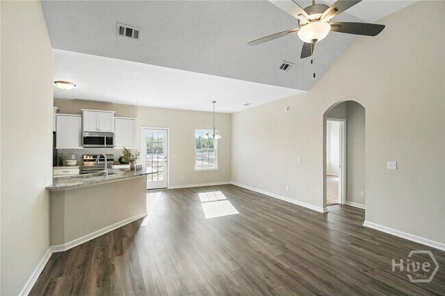 Building Photo - 1712 Arnall Dr