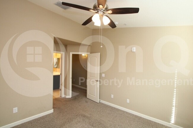 Building Photo - 240 W Juniper Ave