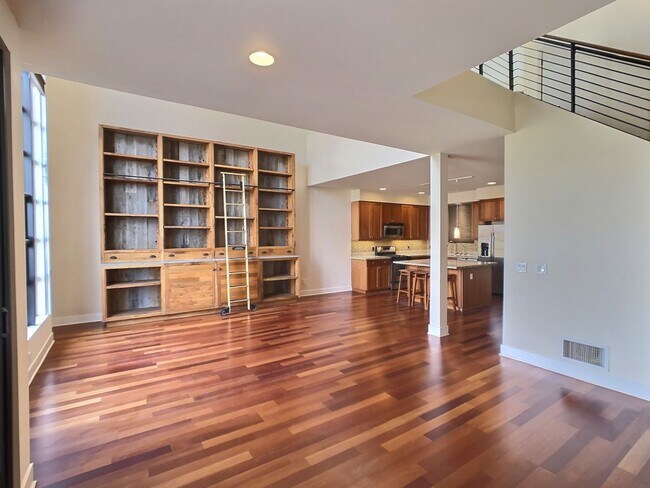 Foto del edificio - BRIGHT, SPACIOUS 1BD/1.5BA LOFT IN JAPANTOWN - DOWNTOWN SAN JOSE